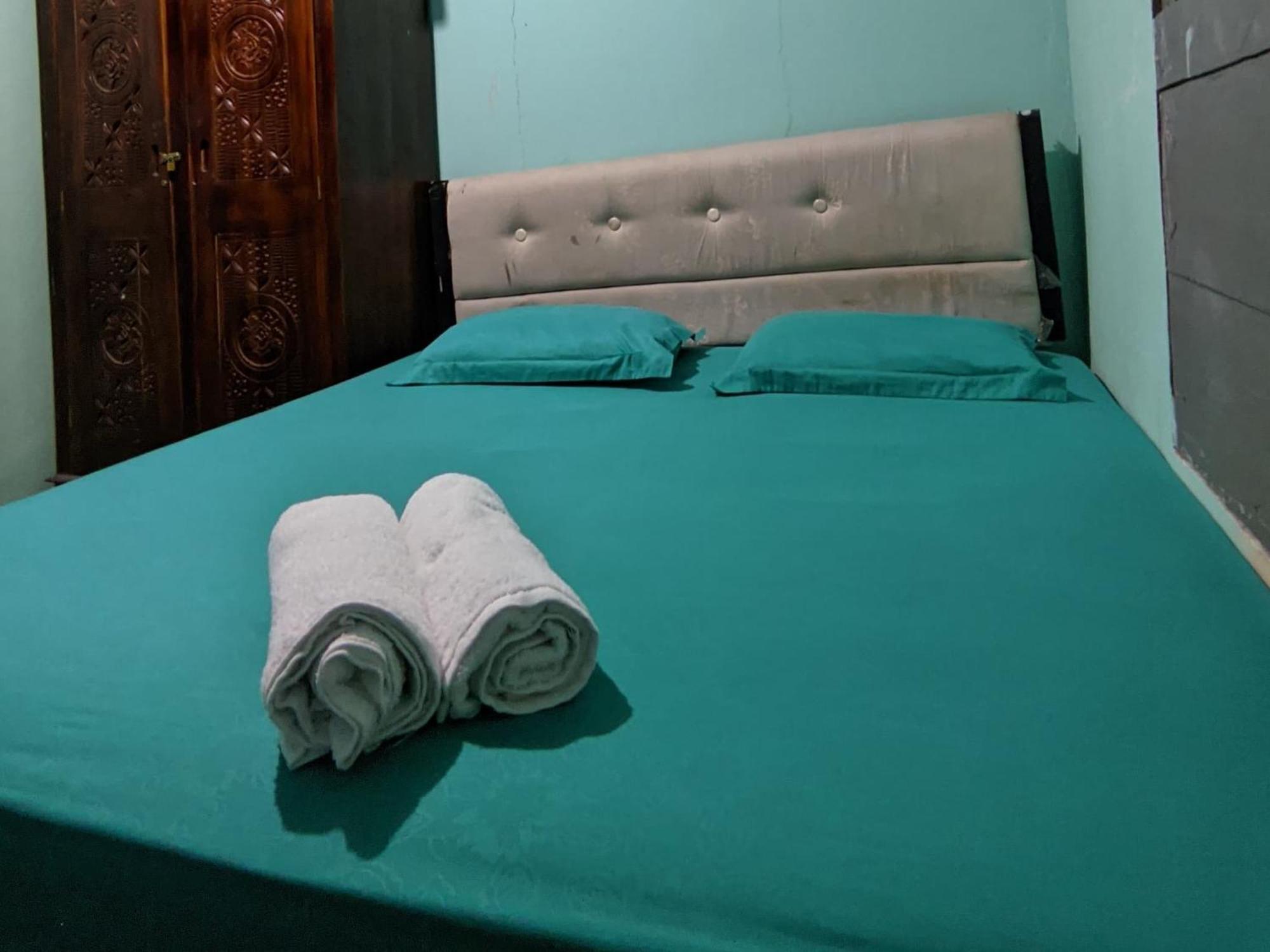 Bunaken Guesthouse Bilik gambar